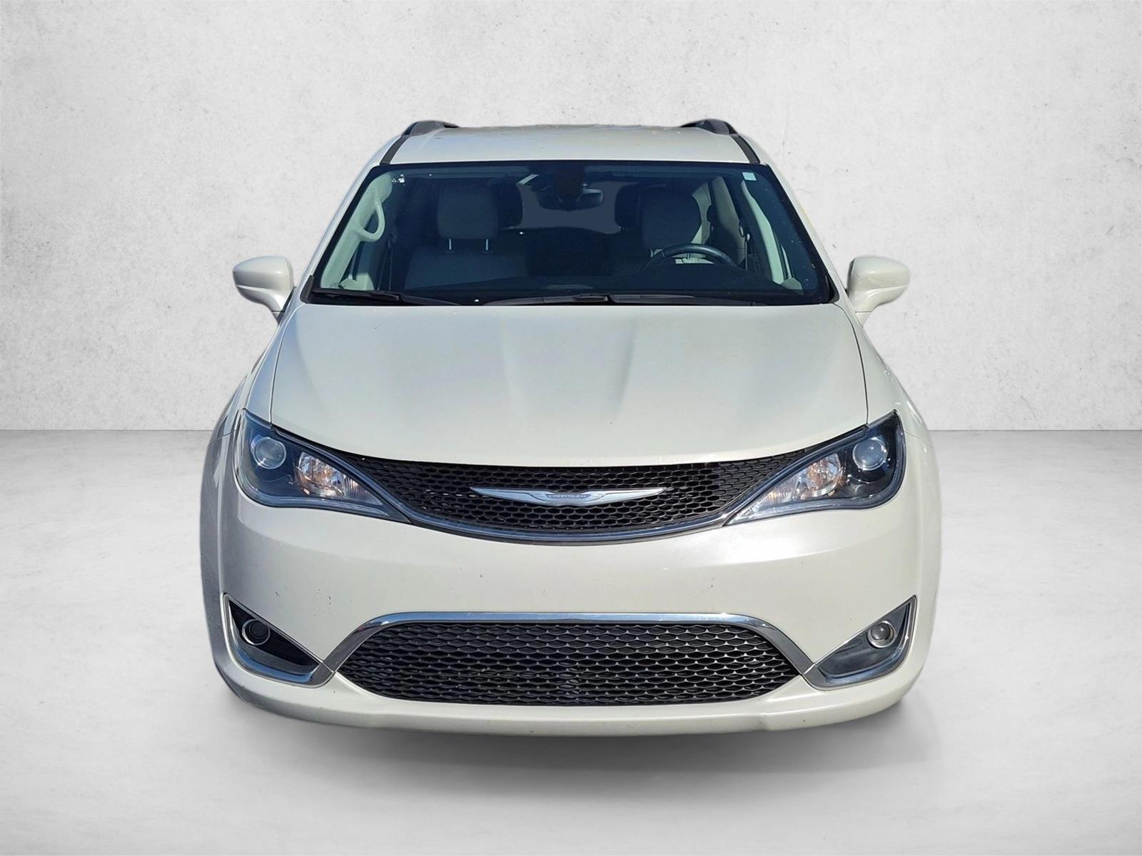 Used 2017 Chrysler Pacifica Touring-L Van