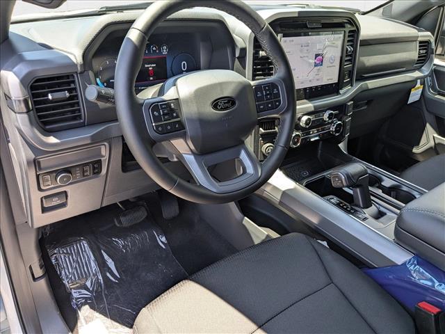 2025 Ford F-150 XLT photo 3