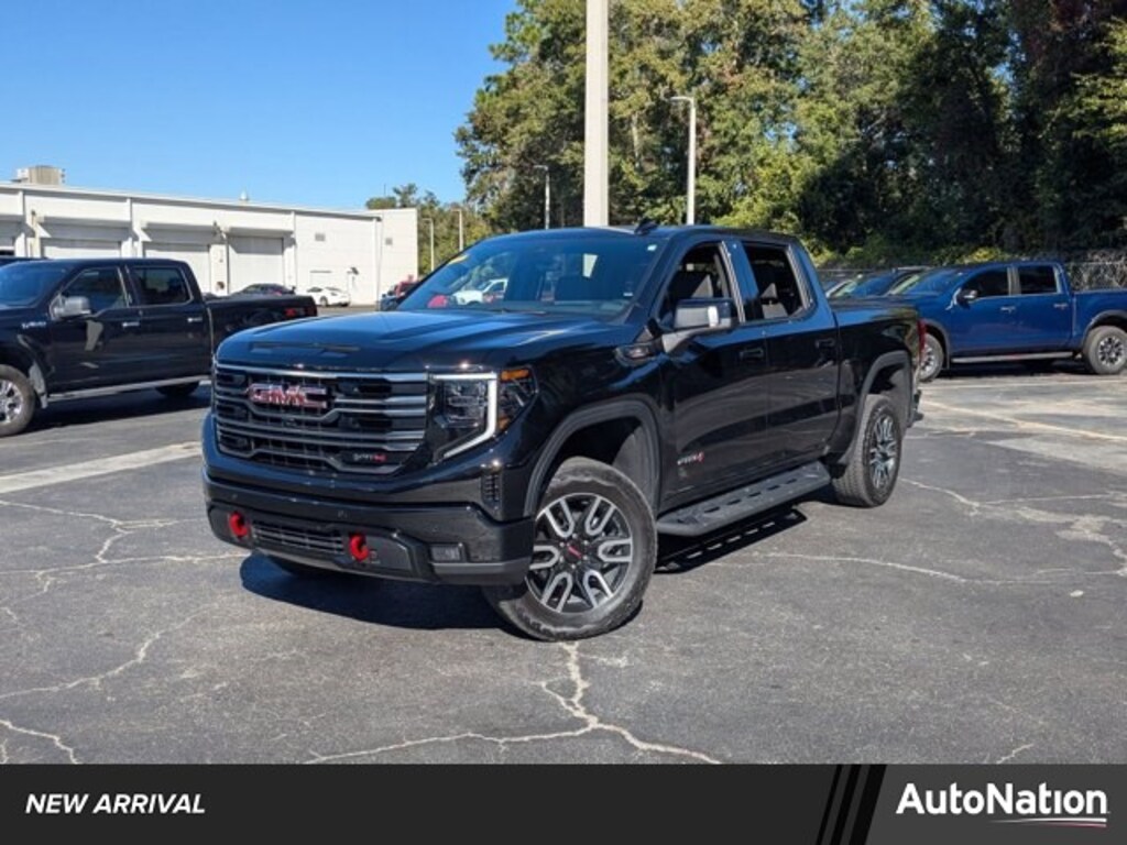 Used 2025 GMC Sierra 1500 AT4 Truck Crew Cab