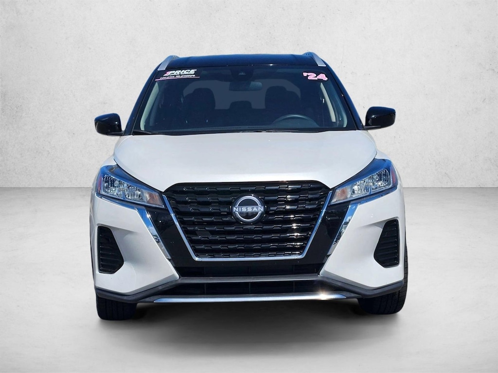Used 2024 Nissan Kicks SV SUV