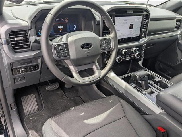 2025 Ford F-150 XLT photo 3