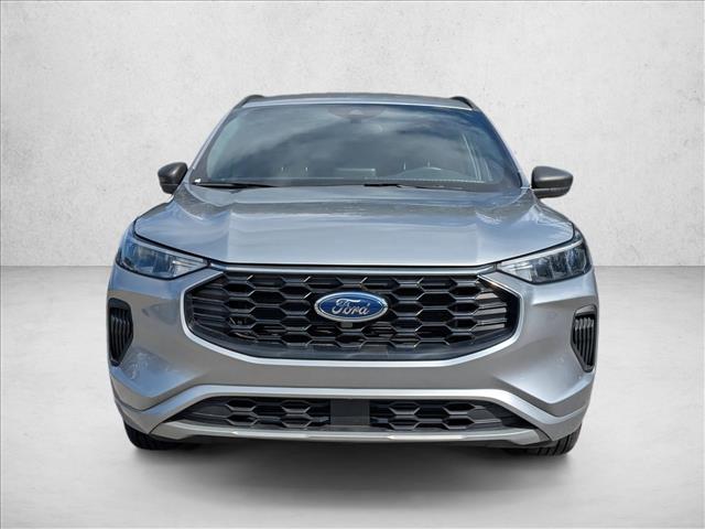 2024 Ford Escape ST-Line photo 2