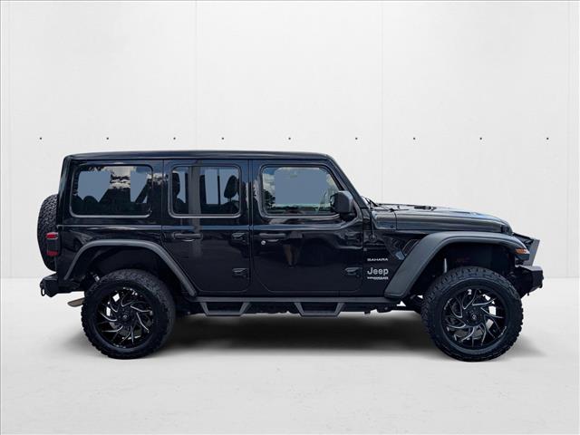 2021 Jeep Wrangler Unlimited Sahara photo 3