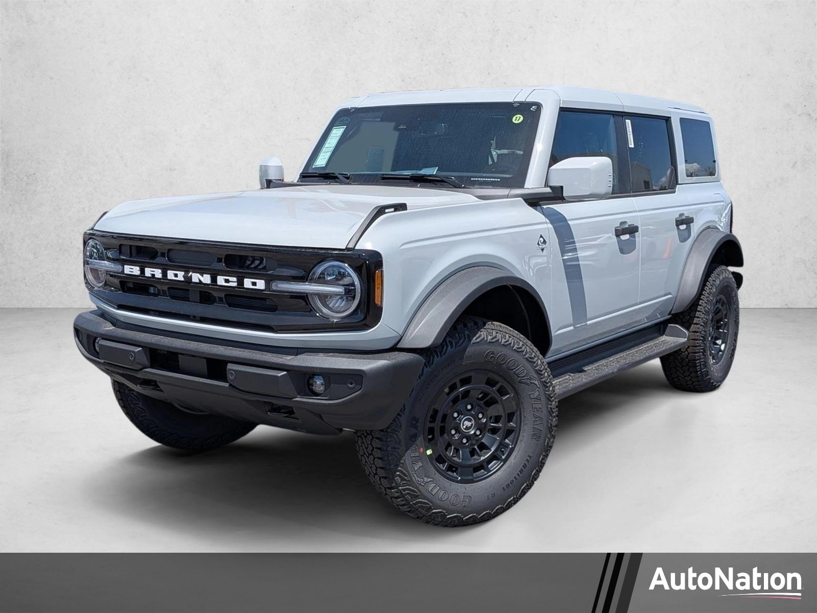 2026 Ford Bronco Outer Banks 4x4's photo
