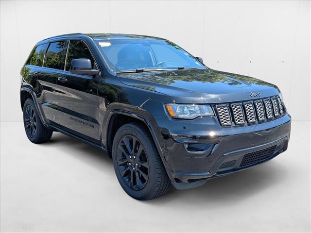 2018 Jeep Grand Cherokee Altitude photo 2