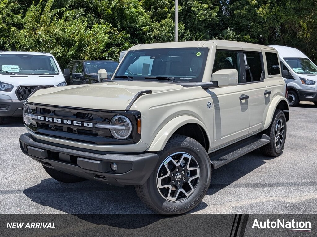 New 2026 Ford Bronco Outer Banks SUV