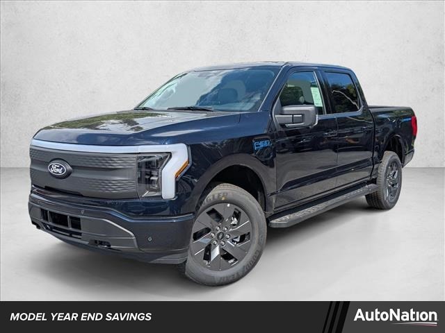 2025 Ford F-150 Lightning Flash's photo