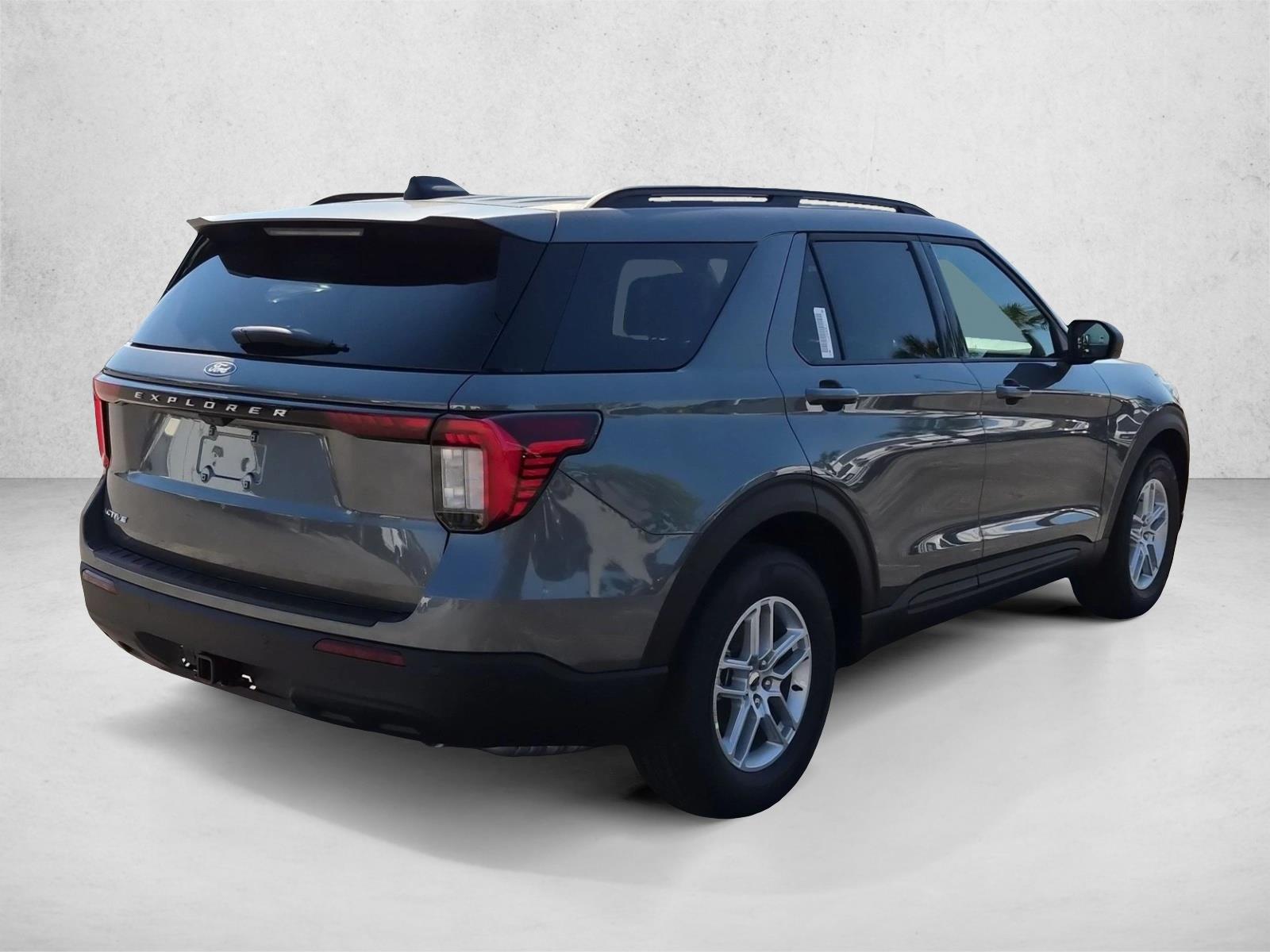 New 2027 Ford Explorer Active w/200A Pkg SUV