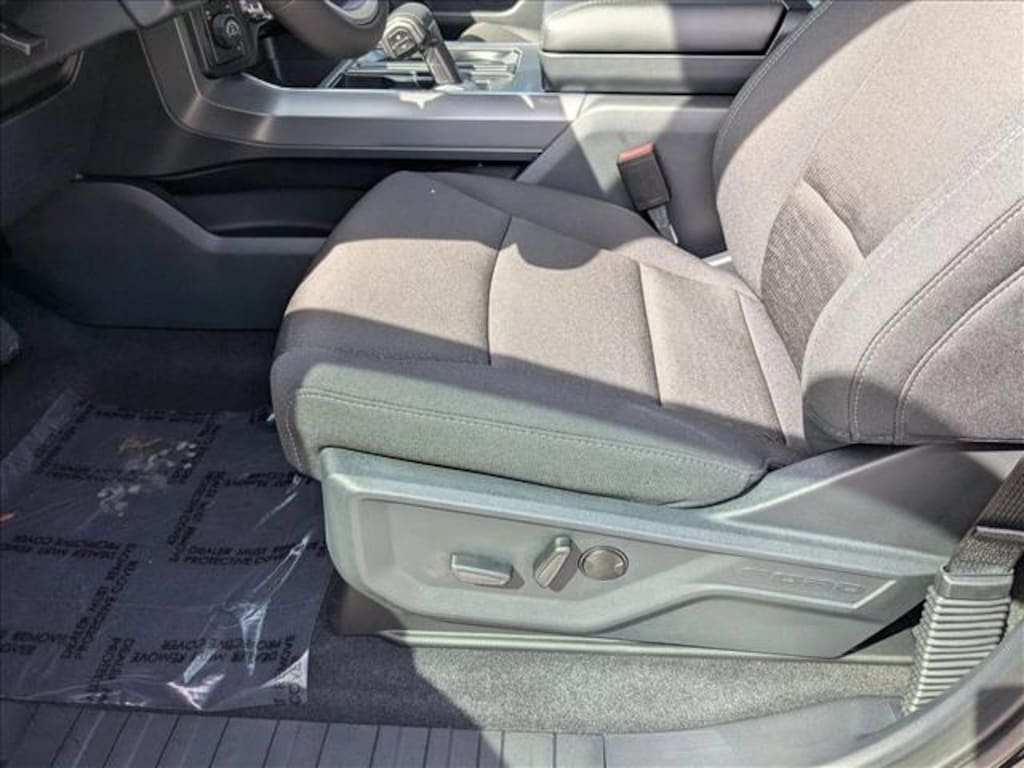 New 2025 Ford F-150 XLT Truck SuperCrew Cab