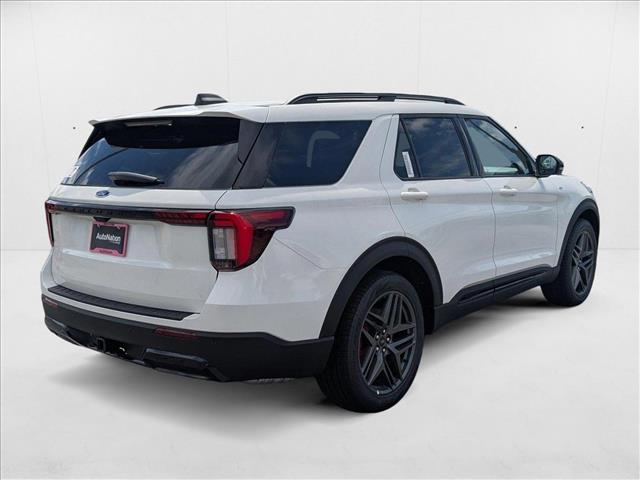 2025 Ford Explorer ST-Line photo 2