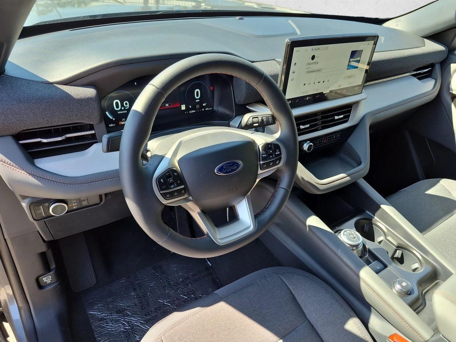 New 2027 Ford Explorer Active w/200A Pkg SUV