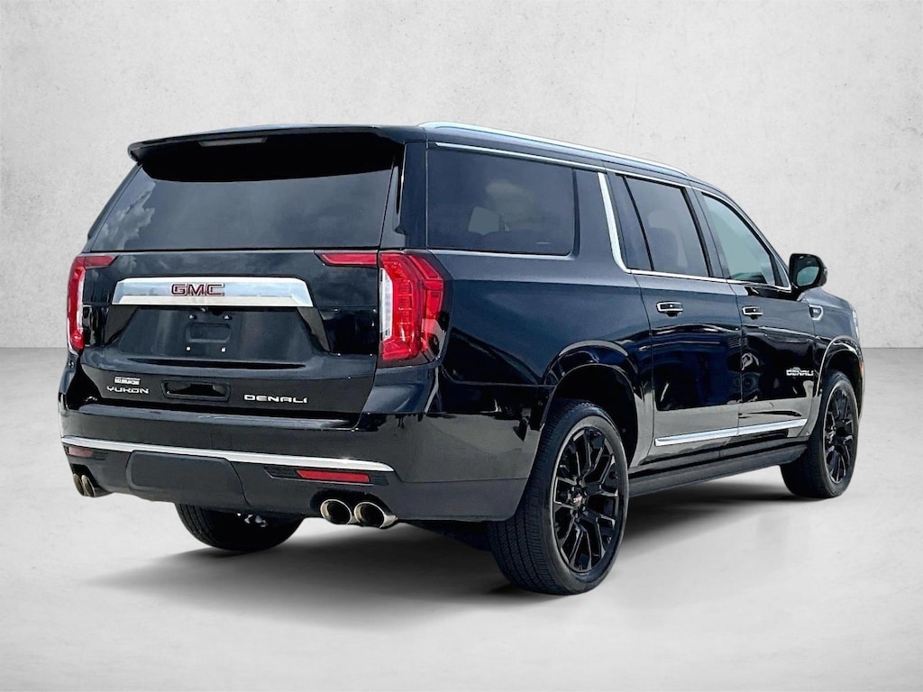Used 2022 GMC Yukon XL Denali SUV