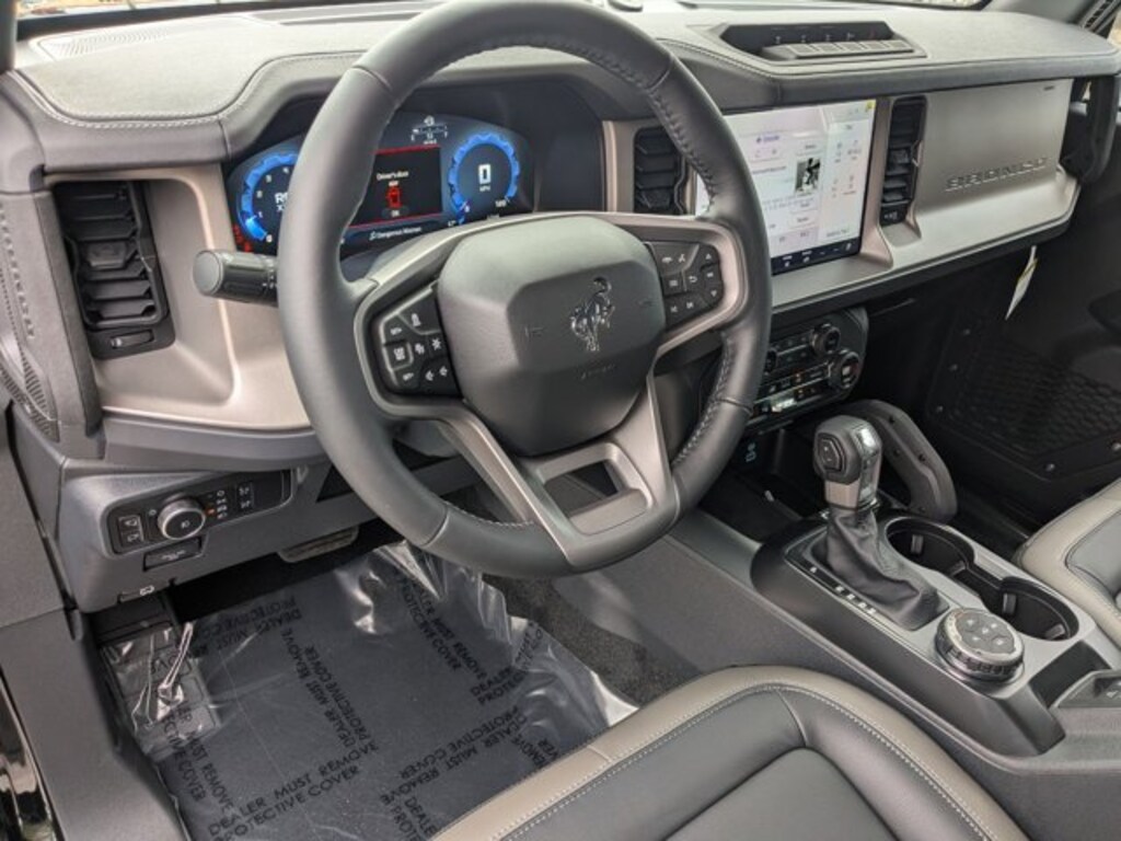 New 2025 Ford Bronco Outer Banks SUV