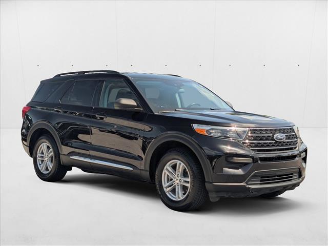 2021 Ford Explorer XLT photo 3