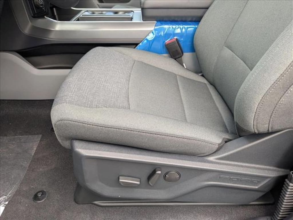 New 2025 Ford F-150 XLT Truck SuperCrew Cab