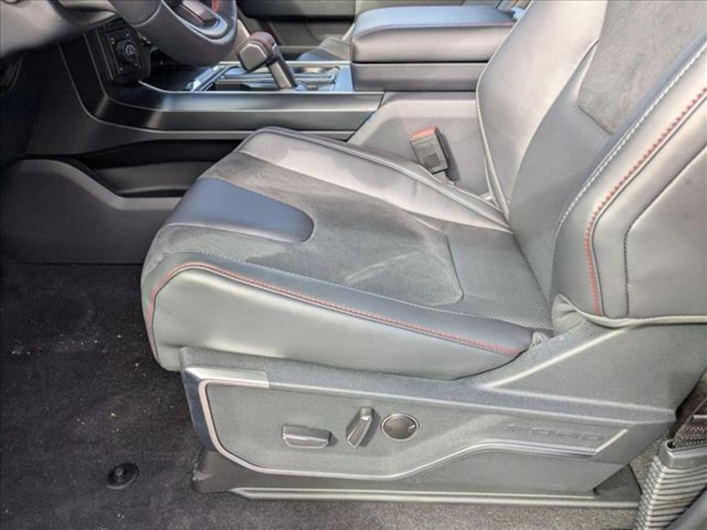 New 2025 Ford F-150 Raptor Truck SuperCrew Cab