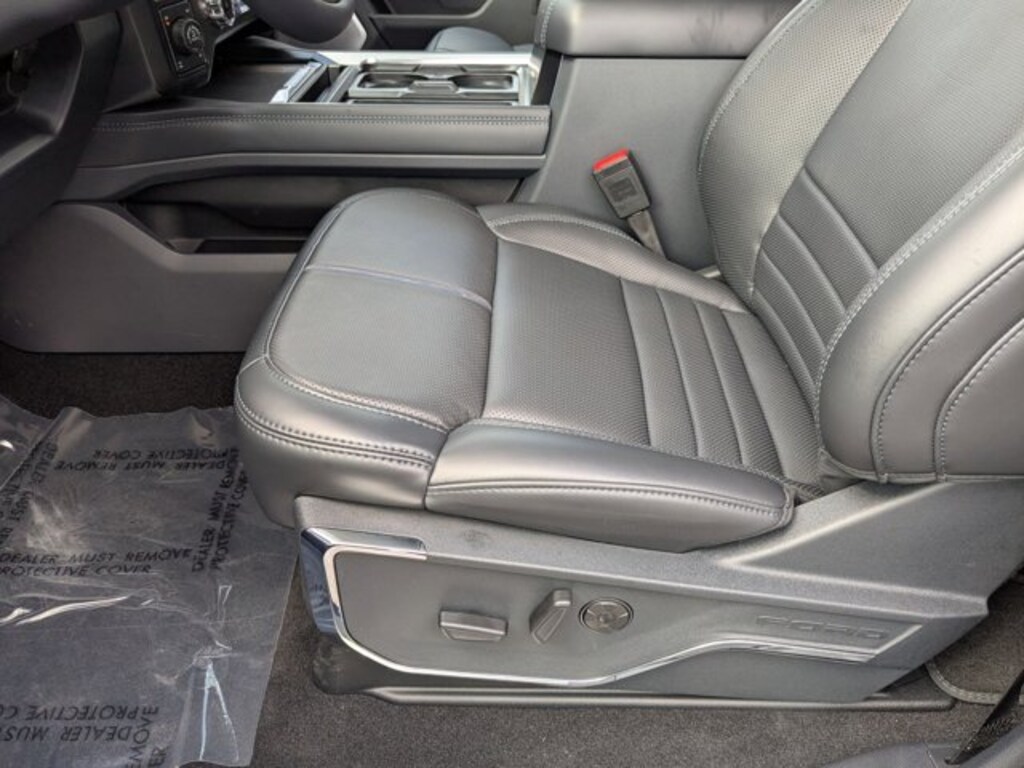 New 2026 Ford F-250 Platinum Truck Crew Cab