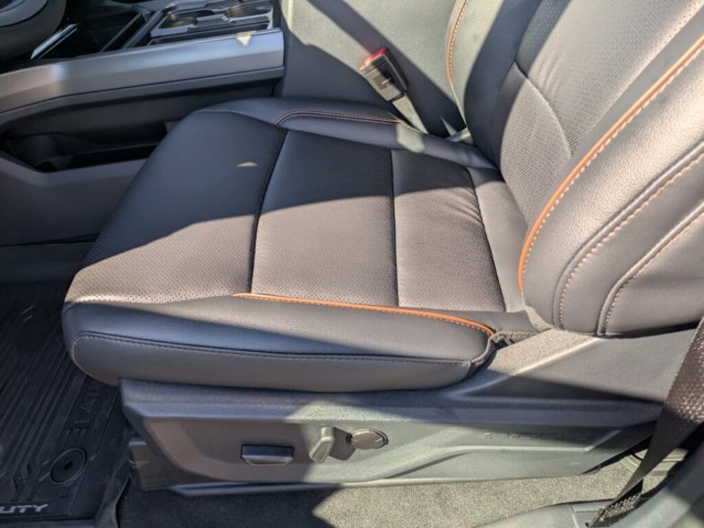 New 2026 Ford F-250 LARIAT Truck Crew Cab