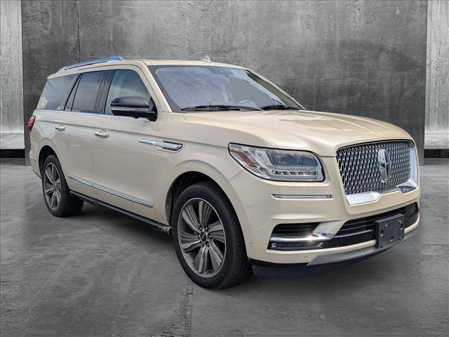 2018 Lincoln Navigator Reserve photo 3