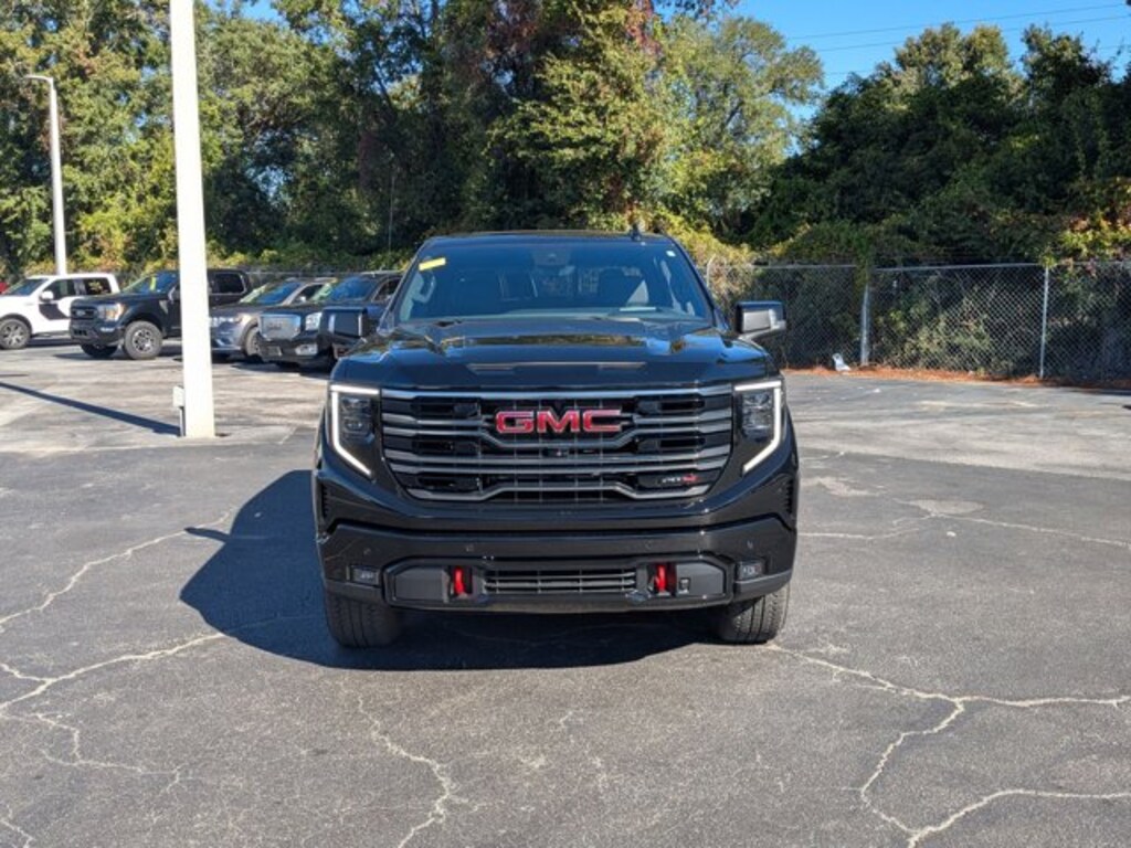 Used 2025 GMC Sierra 1500 AT4 Truck Crew Cab
