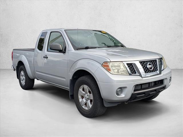 2012 Nissan Frontier King Cab SV photo 3