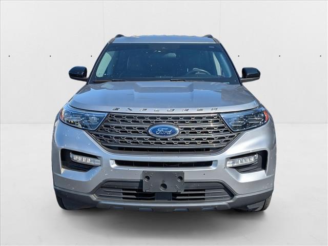 2022 Ford Explorer XLT photo 2