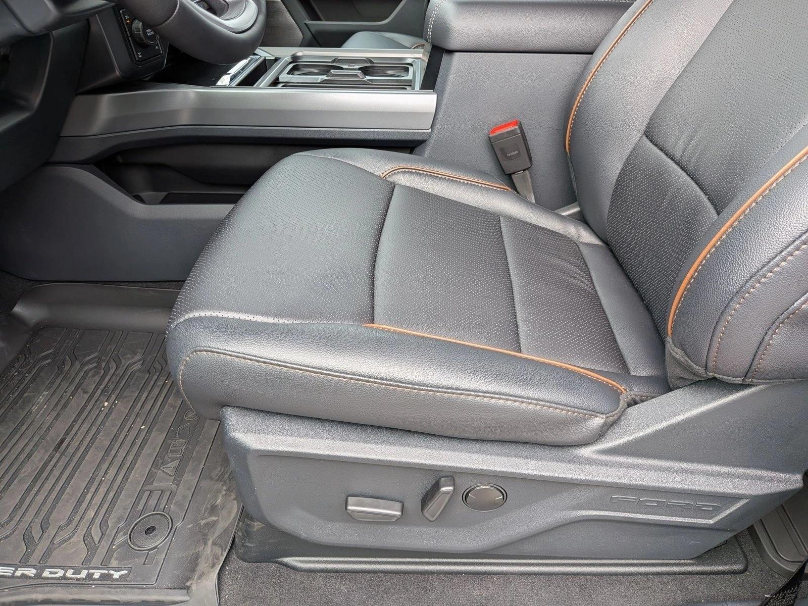 2026 Ford F-250 Super Duty Lariat - Photo 4
