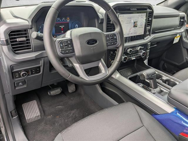 2025 Ford F-150 XLT photo 3