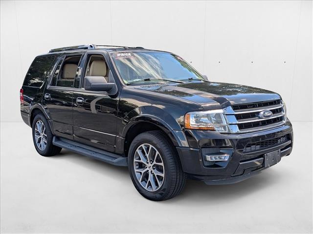 2017 Ford Expedition XLT photo 2