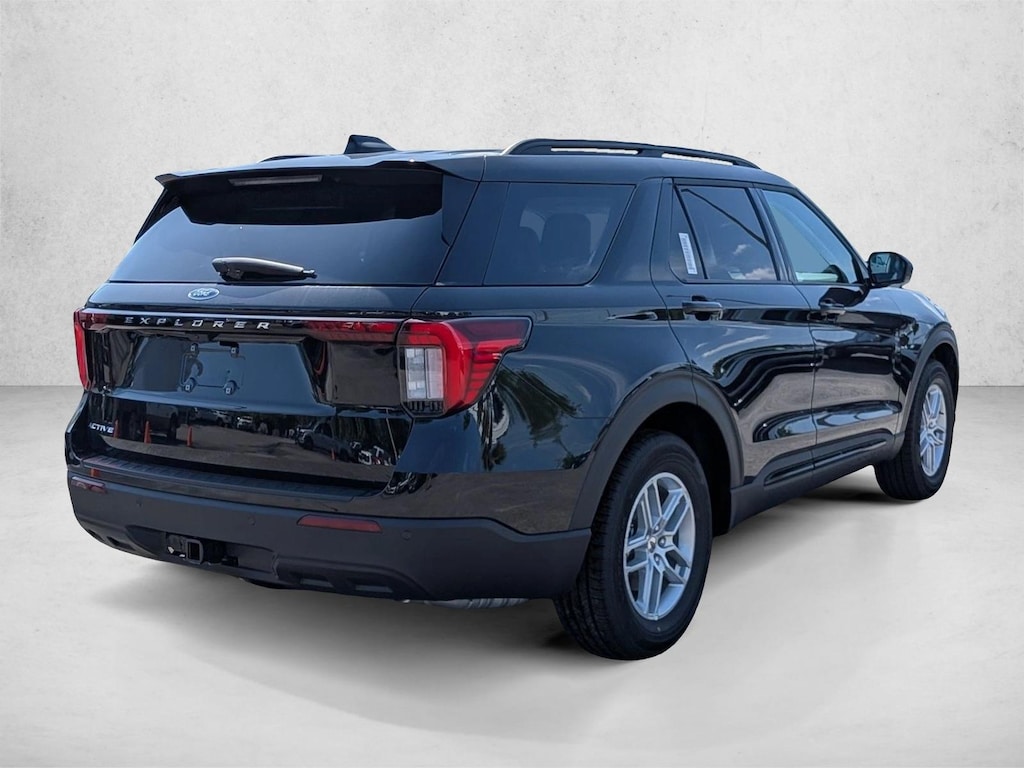 New 2026 Ford Explorer Active w/200A Pkg SUV