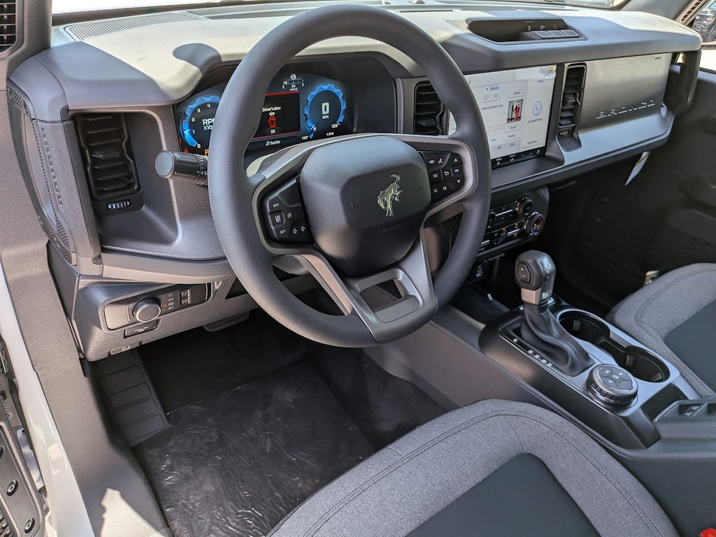 New 2026 Ford Bronco Base SUV