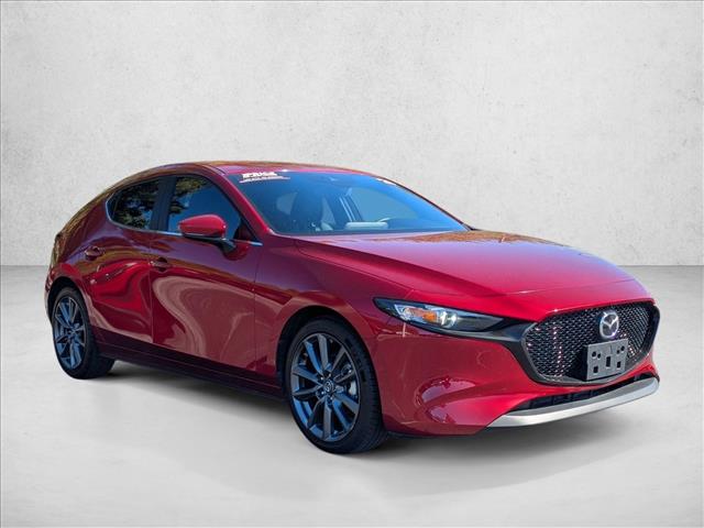 2020 Mazda Mazda3 Preferred Hatchback photo 3