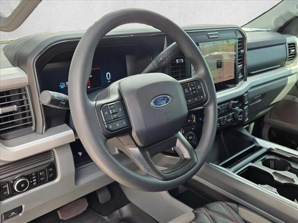 New 2025 Ford F-250 XLT Truck Crew Cab