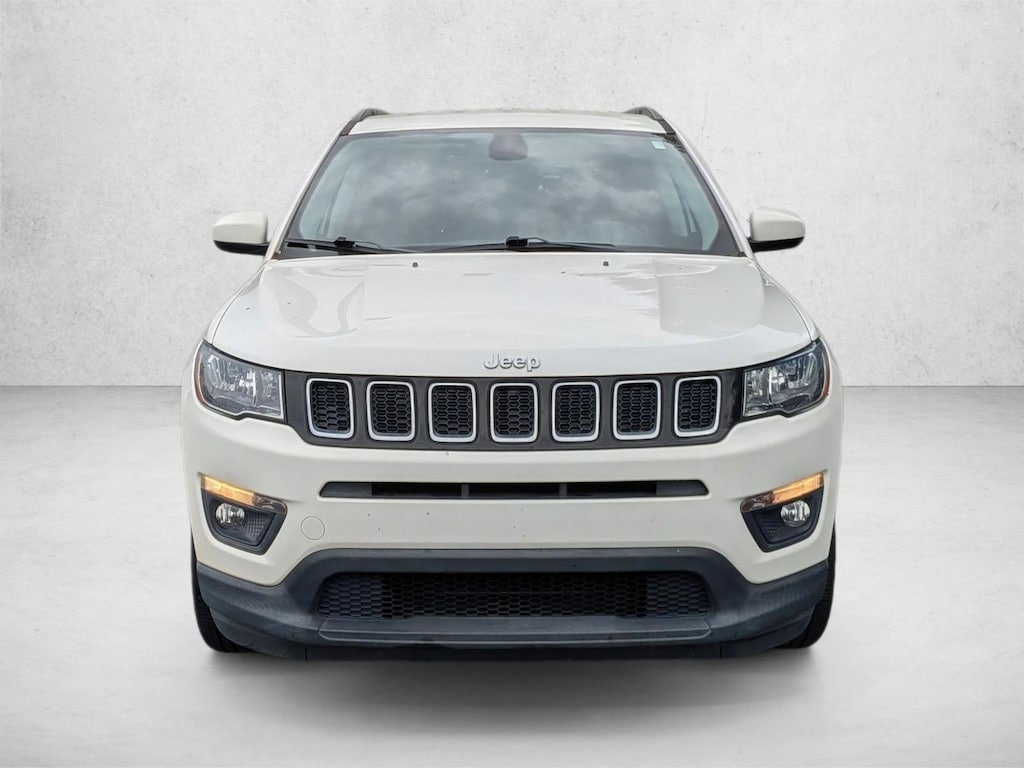 Certified 2018 Jeep Compass Latitude SUV