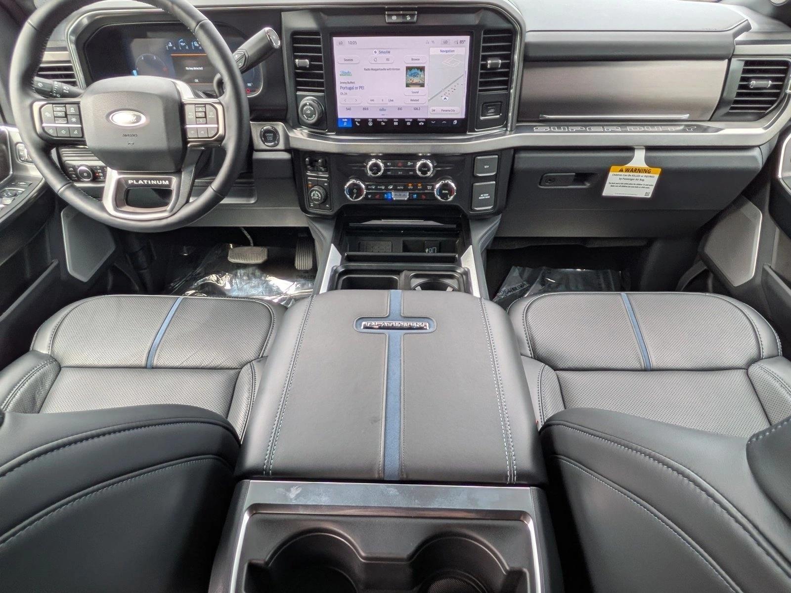 2026 Ford F-250 Super Duty Platinum - Photo 14