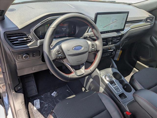 2025 Ford Escape ST-Line photo 2