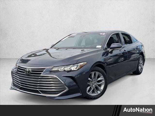 2019 Toyota Avalon XLE's photo