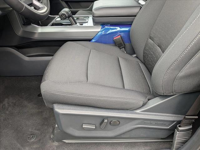 2025 Ford F-150 XLT photo 4