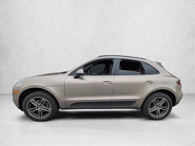 2018 Porsche Macan photo 2