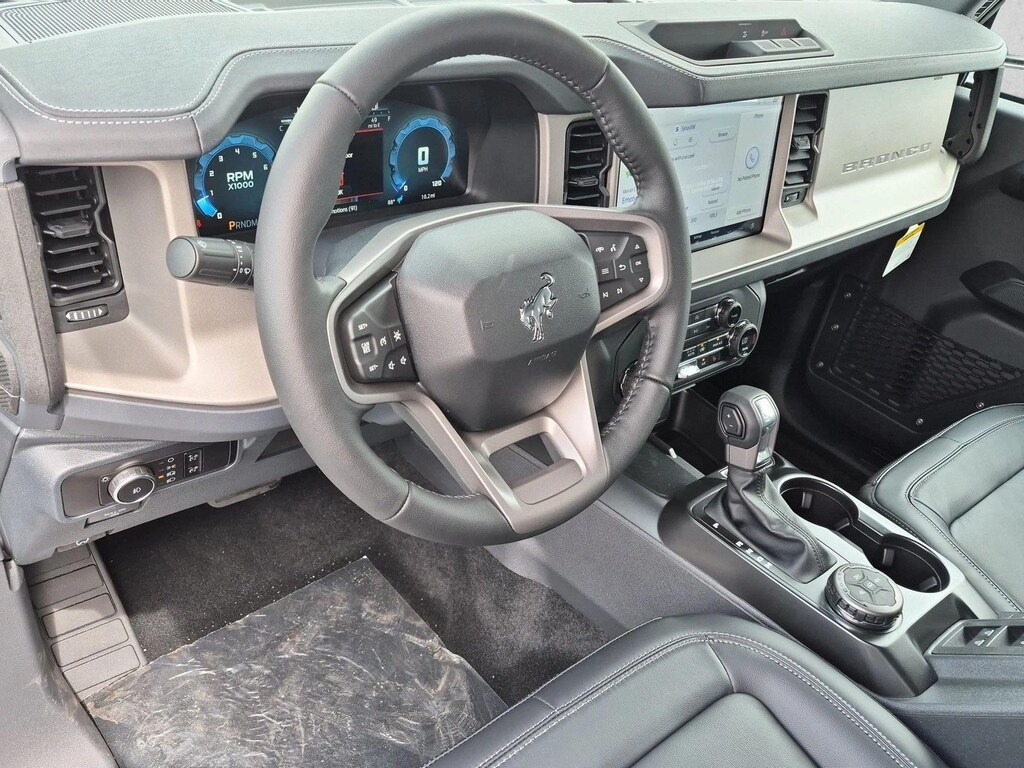 New 2026 Ford Bronco Outer Banks SUV
