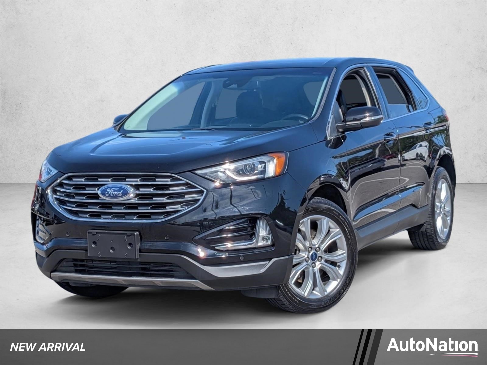 2022 Ford Edge Titanium AWD's photo