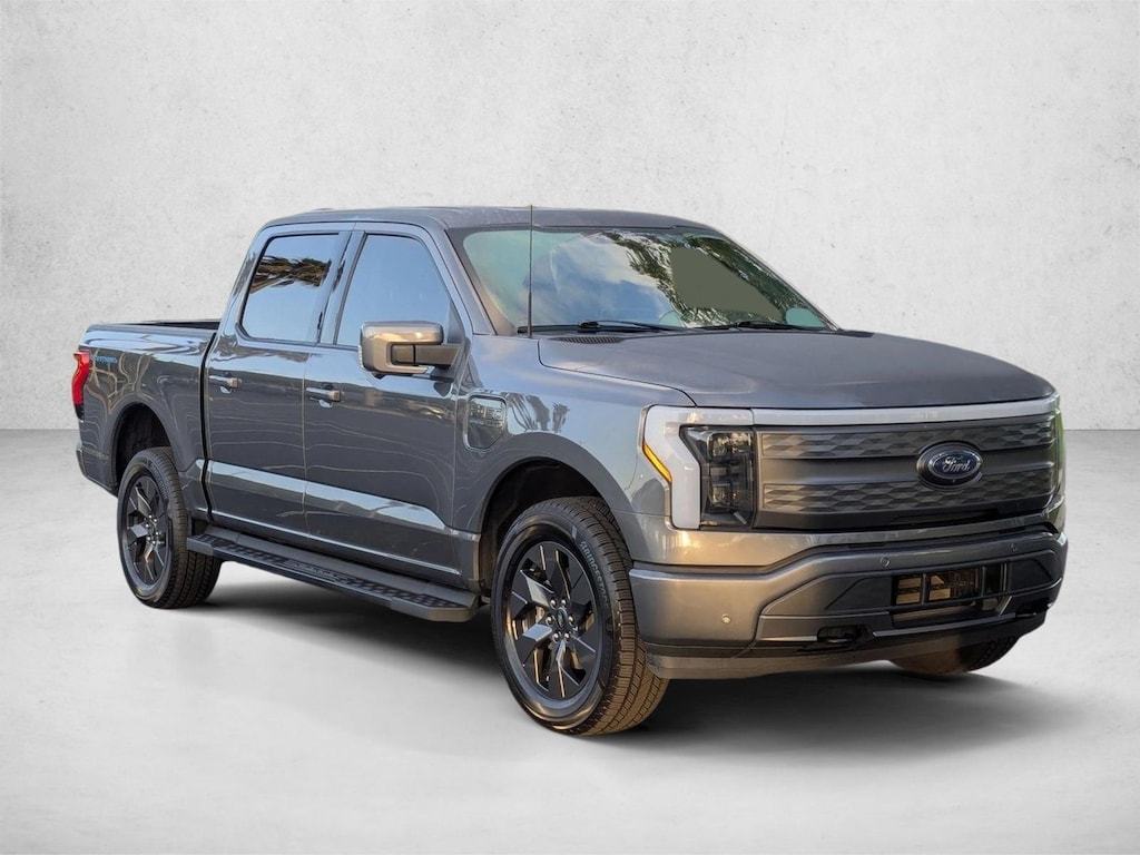 Used 2023 Ford F-150 Lightning LARIAT Truck SuperCrew Cab