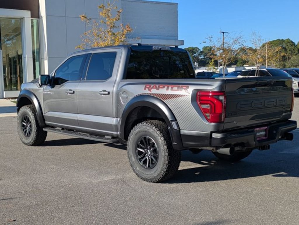 New 2025 Ford F-150 Raptor Truck SuperCrew Cab