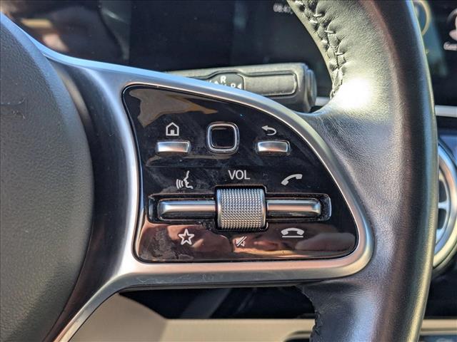 2021 Mercedes Benz A 220 4MATIC photo 4