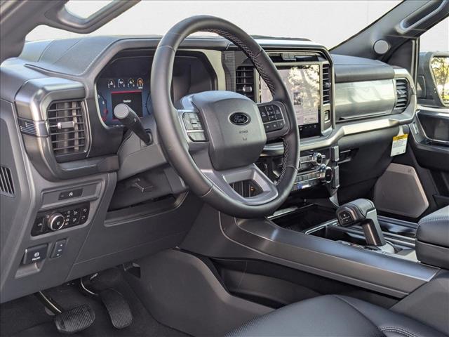 2025 Ford F-150 Lariat photo 3