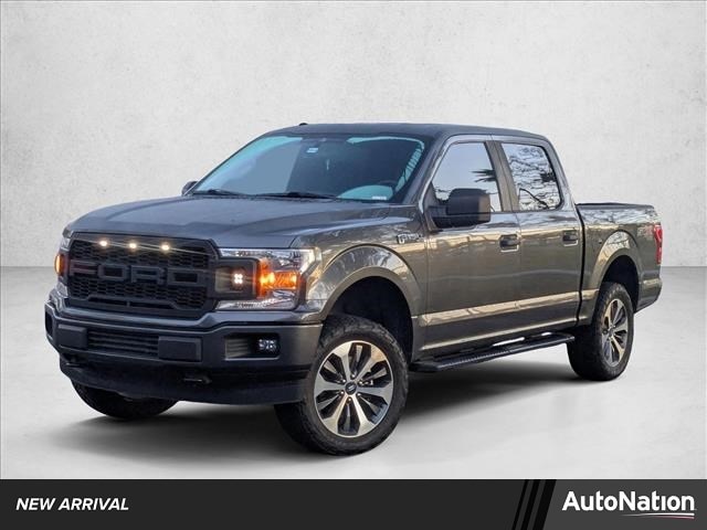 2019 Ford F-150 XL's photo