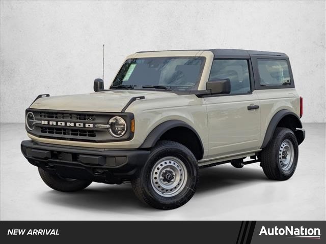 2025 Ford Bronco 2-Door Base's photo