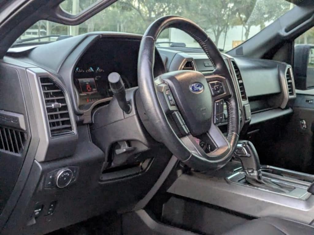 Used 2019 Ford F-150 XLT Truck SuperCrew Cab