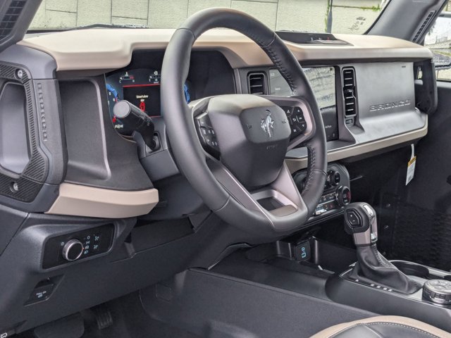 2025 Ford Bronco Big Bend photo 3
