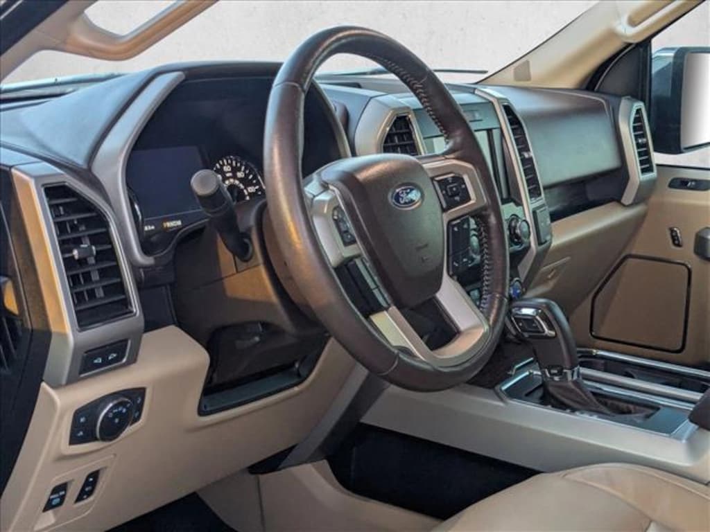 Used 2019 Ford F-150 LARIAT Truck SuperCrew Cab